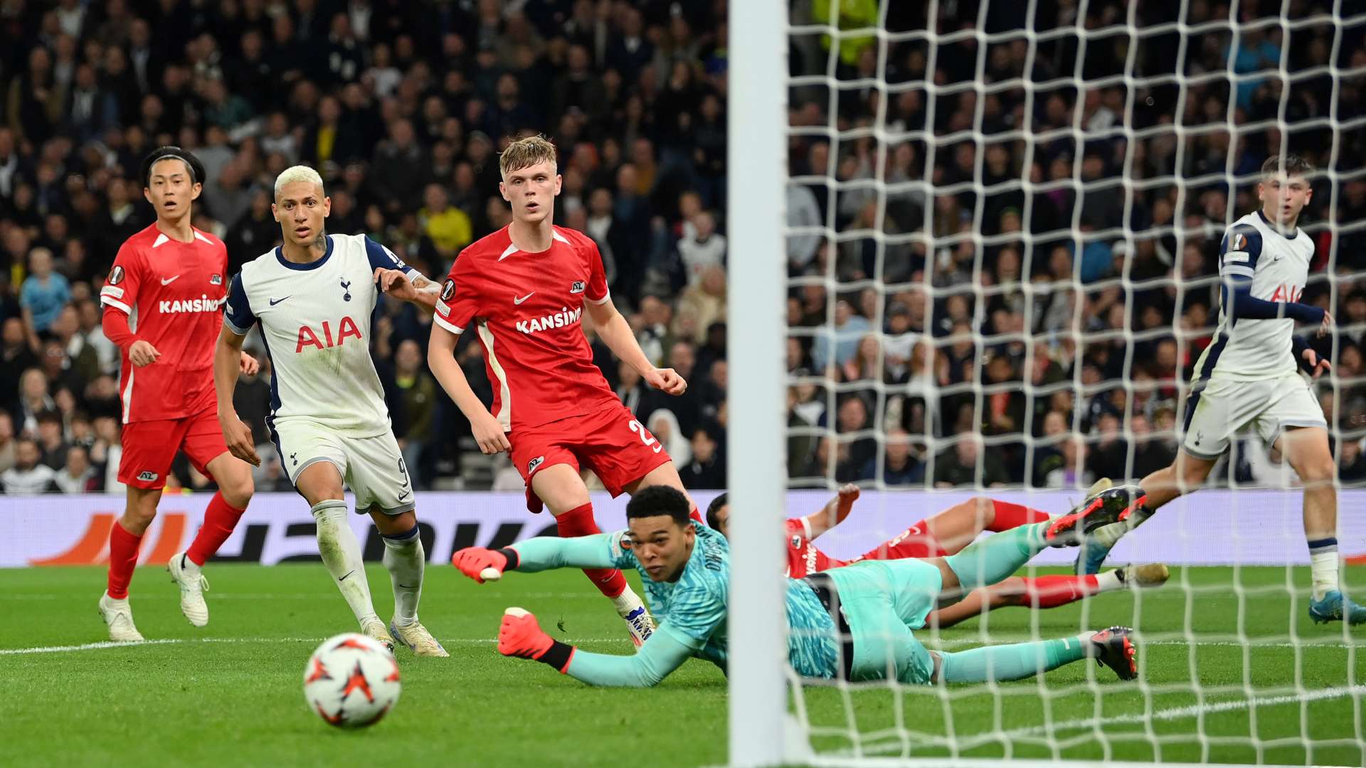 梅西坚定支持斯卡洛尼